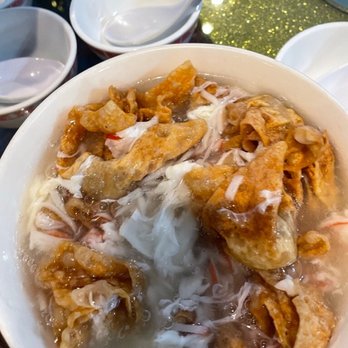 Great Wall Restaurant - Fried Won Ton Soup - Chinese Near Me - San Leandro, California