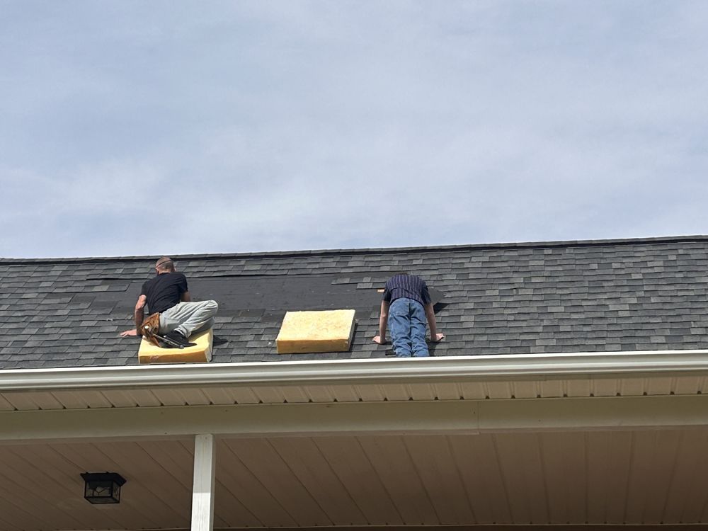 Slide of Noah Ready’s Roofing and Repair