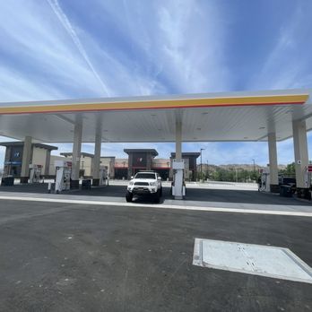 Shell - Lots of room - Gas Stations Near Me - Santa Clarita, California Shell - Lots of room - Gas Stations Near Me - Santa Clarita, California