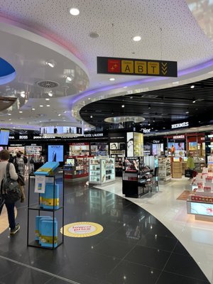 Brussels Airport by null