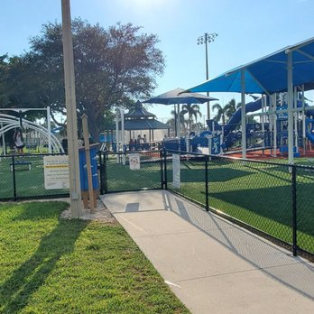 Fleischmann Park - Parks Near Me - Naples, Florida