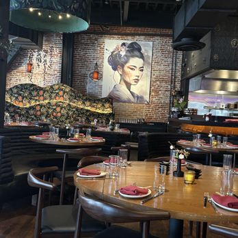 AKA - Inside - Asian Fusion Near Me - San Diego, California