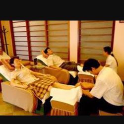 Chi Massage - Traditional Chinese Reflexology divided the body into twelve energy meridians.