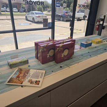 Community Experience: ROYCE' Chocolate - Yelp Events Near Me - Houston, Texas Community Experience: ROYCE' Chocolate - Yelp Events Near Me - Houston, Texas