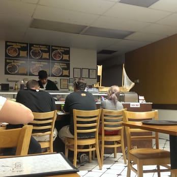 Toshi - Interior. Some would call it bland or void of ambiance. Lets call it spartan, and a work in progress... - Japanese Near Me - Los Angeles, California