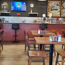 The Roadrunner Restaurant - Inside and counter seating