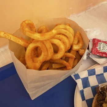 Goldburger - Curly Fries - Burgers Near Me - Los Angeles, California Goldburger - Curly Fries - Burgers Near Me - Los Angeles, California