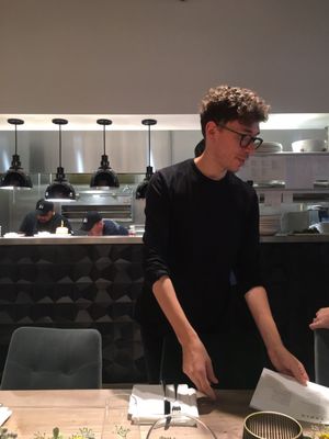 Crate & Barrel by null