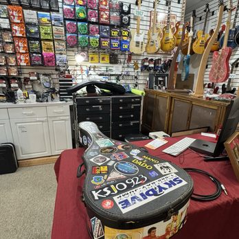Action Music - Musical Instruments & Teachers Near Me - Falls Church, Virginia Action Music - Musical Instruments & Teachers Near Me - Falls Church, Virginia