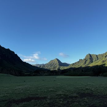 Kualoa Ranch - Tours Near Me - Kaneohe, Hawaii Kualoa Ranch - Tours Near Me - Kaneohe, Hawaii