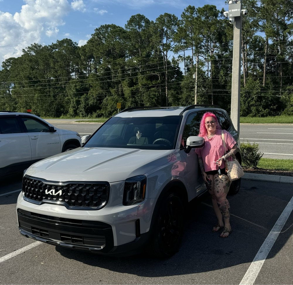 Greenway Kia At The Avenues