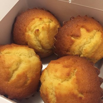 Uncle Tetsu - Madeleines - very buttery and tasty - Desserts Near Me - Ottawa, Ontario