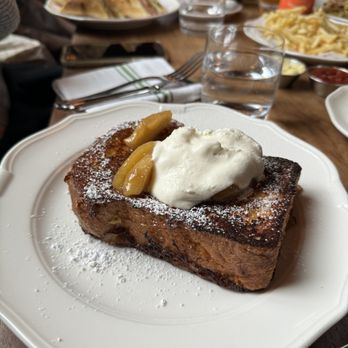 Le Crocodile - French toast - French Near Me - Brooklyn, New York
