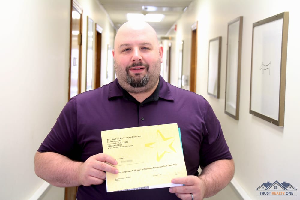 TRUST REALTY ONE Updated September 2024 13 Photos & 26 Reviews 20