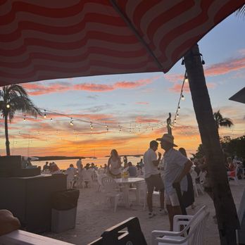 Lorelei Restaurant & Cabana Bar - Seafood Near Me - Islamorada, Florida Lorelei Restaurant & Cabana Bar - Seafood Near Me - Islamorada, Florida