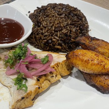 Cubanidad - Completa entree with Fish of the day - Cuban Near Me - Henderson, Nevada Cubanidad - Completa entree with Fish of the day - Cuban Near Me - Henderson, Nevada
