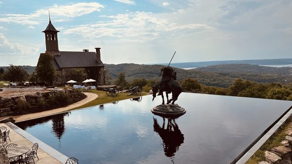 Big Cedar Lodge by null
