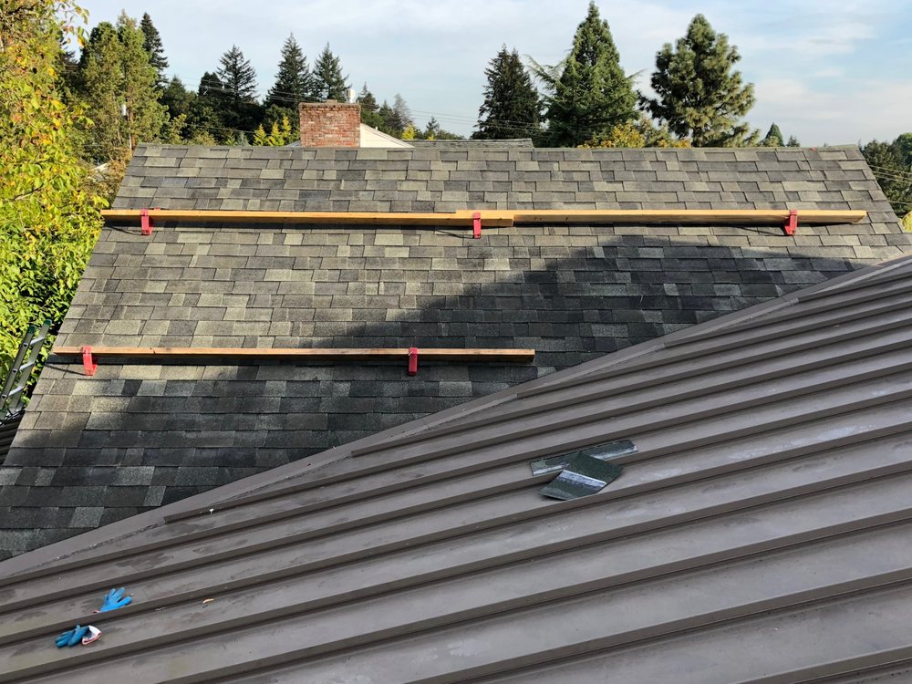 Slide of 916 Roofing