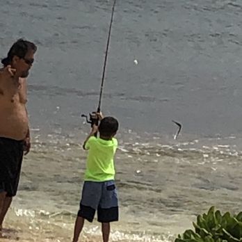 Poipu Beach - Shore fishing - Beaches Near Me - Koloa, Hawaii Poipu Beach - Shore fishing - Beaches Near Me - Koloa, Hawaii
