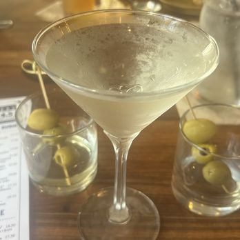 King's Fish House - Pine Ave - Belvedere Dirty martini extra olives - Seafood Near Me - Long Beach, California King's Fish House - Pine Ave - Belvedere Dirty martini extra olives - Seafood Near Me - Long Beach, California