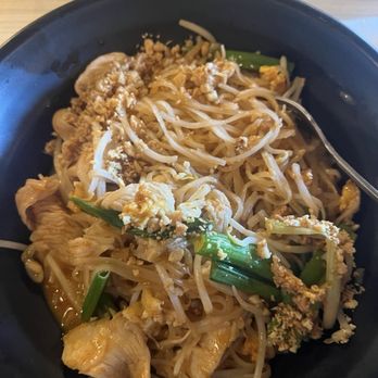 Thai Kitchen O'Fallon - Chicken pad thai - Thai Near Me - O'fallon, Missouri Thai Kitchen O'Fallon - Chicken pad thai - Thai Near Me - O'fallon, Missouri