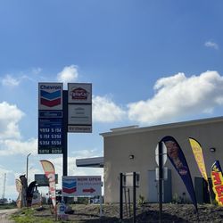 Chevron - Stratford - When you see the sign, you know you're in for a good time.