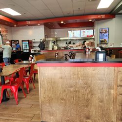 MOOYAH Burgers, Fries & Shakes
