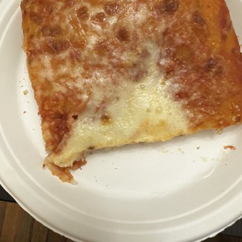 Baby Luc’s - Marg pizza - Pizza Near Me - Brooklyn, New York