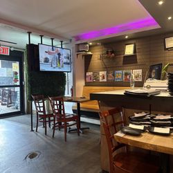 Modoo - Chicken & Noodle Bar - Inside