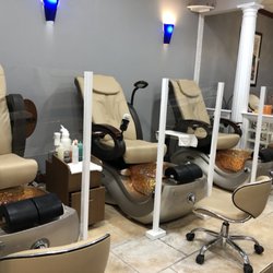 Nail Salon Signature Spa