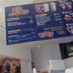 Cinnabon & Auntie Anne's