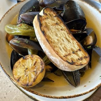 Gaucho Grill Argentine Steakhouse - Mussels to share - Steakhouses Near Me - Downey, California