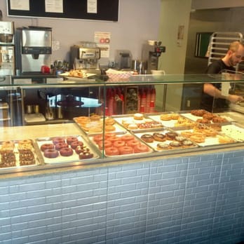 Mojo Donuts - Counter - Donuts Near Me - Pembroke Pines, Florida