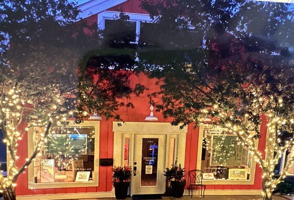 Tvedten Fine Art by null