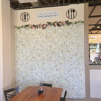 Mariano's Italian Eatery - Dinning room! - Italian Near Me - Luling, Louisiana