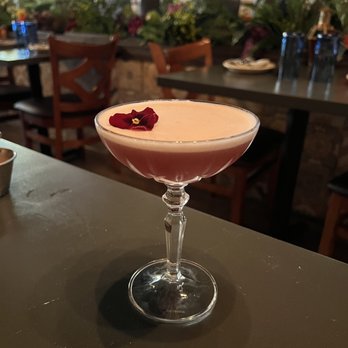 Medi Kitchen & Cocktail - The Elia - Mediterranean Near Me - Chicago, Illinois