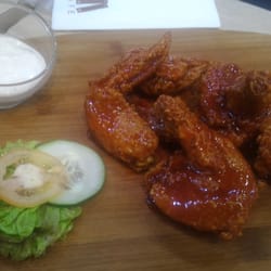 Sweet and spicy chicken wings @P220