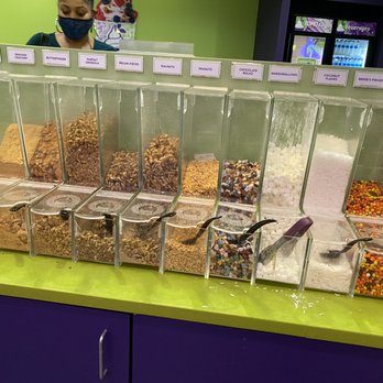 Yogurt Mountain - Toppings - Ice Cream & Frozen Yogurt Near Me - Trussville, Alabama Yogurt Mountain - Toppings - Ice Cream & Frozen Yogurt Near Me - Trussville, Alabama