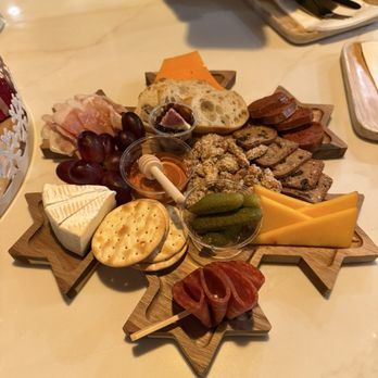 Charcuterie Bar - Board presentations - Wine Bars Near Me - Plymouth, Minnesota Charcuterie Bar - Board presentations - Wine Bars Near Me - Plymouth, Minnesota