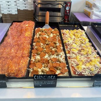 Sugo - Pizza Bar - Pizza Near Me - Costa Mesa, California