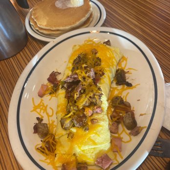 IHOP - Carvalho Colorado Omelette - American Near Me - Hinesville, Georgia