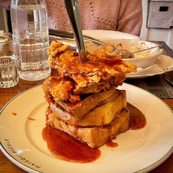 Maison Pickle - Hot Honey Chicken 'N' Toast - Cocktail Bars Near Me - New York, New York Maison Pickle - Hot Honey Chicken 'N' Toast - Cocktail Bars Near Me - New York, New York