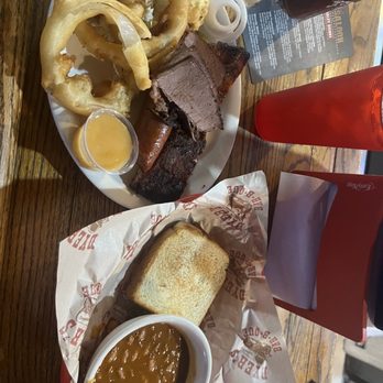 Dyer's Bar-B-Que - Barbeque Near Me - Amarillo, Texas