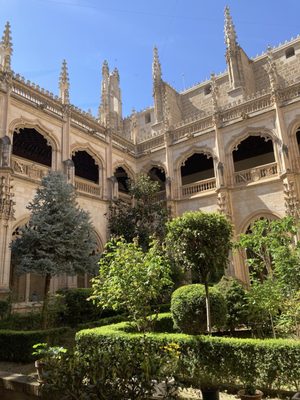 Monasterio de San Juan de los Reyes by null