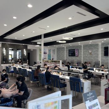 Blue Diamond Nails Spa - Nail Salons Near Me - Enterprise, Nevada