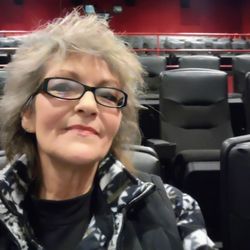 Pittsburgh Tribune -Review - I'm at the theater where I will do group hypnosis.