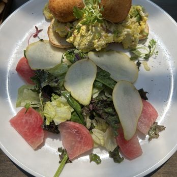 Nox Wine Bar - Avocado Toast with Candy Cane Beet Salad - Wine Bars Near Me - Mississauga, Ontario Nox Wine Bar - Avocado Toast with Candy Cane Beet Salad - Wine Bars Near Me - Mississauga, Ontario