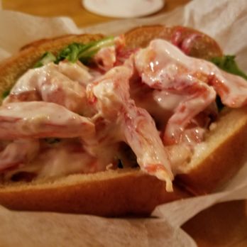 Mash Tun - Lobster rolls with citrus mayo sauce ($18) - Burgers Near Me - Portland, Maine Mash Tun - Lobster rolls with citrus mayo sauce ($18) - Burgers Near Me - Portland, Maine