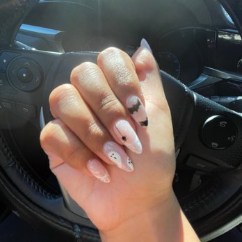 Studio Nail Bar - Nail Salons Near Me - Burbank, California Studio Nail Bar - Nail Salons Near Me - Burbank, California