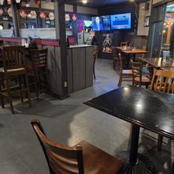 Alibi Road House